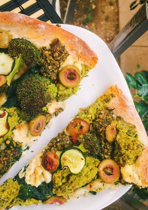 Una foto de Pizza Vegana "Verde Que Te Quiero Verde"