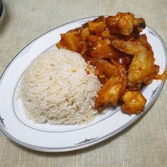 A picture of Chinese chicken and rice.