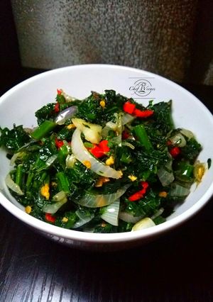 A picture of Pumpkin leaves stir fry.
