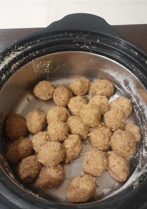 A picture of Churma laddoo with leftover baati.