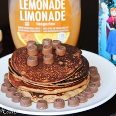 A picture of Fluffy Chocolate Banana Pancakes.