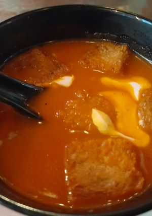 A picture of Tomato soup.