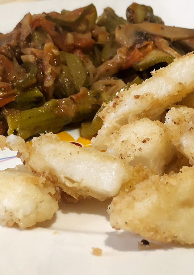 Una foto de Bacalao con verduras