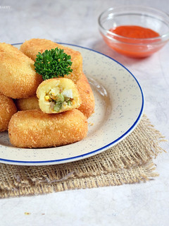 Foto resep Kroket Kentang Creamy isi Ayam Sayur dengan Keju