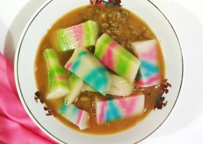 Langkah Mudah untuk Menyiapkan Bubur Kacang Hijau with Lapis Pepe Hunkwe, Lezat Sekali