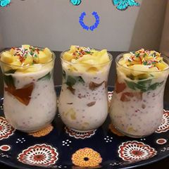 A picture of Mango Sagoo Jelly Dessert.