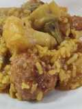Arroz con albóndigas, alcachofas y otras verduras de temporada🍲