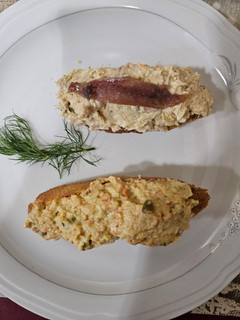 Una foto de Pinchos de bogavante y de atún