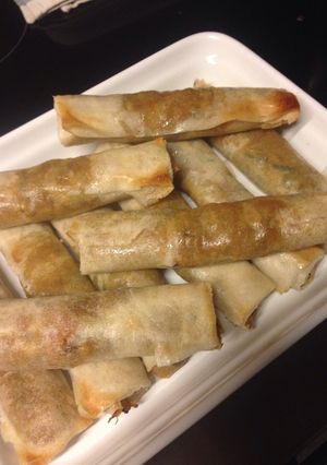 Foto principal de Rollitos de pasta brick con verduras al wok