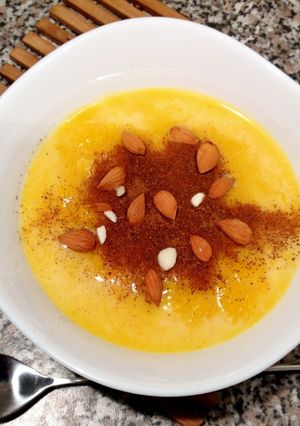 Фото Тыквенная каша на молоке с орехами и корицей.