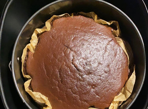 Foto di Torta al cioccolato in friggitrice ad aria, velocissima!