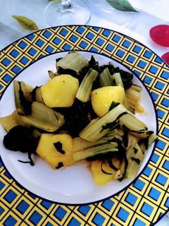 Una foto de Acelgas cocidas con patatas