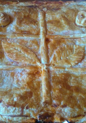 Una foto de Empanada de Atún y Huevo