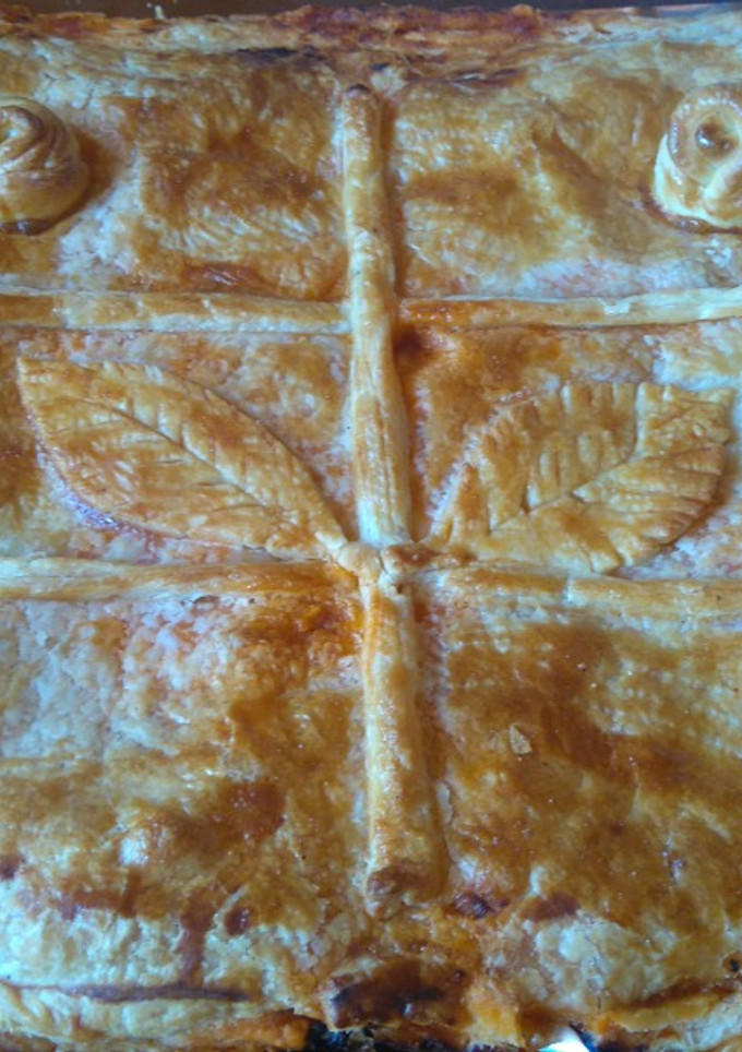 Una foto de Empanada de Atún y Huevo