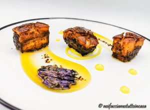 Foto di Pancetta Croccante al Forno con Mele e Zenzero