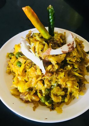 A picture of Cabbage with coconut.