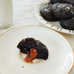 A picture of Brownie Bombs.