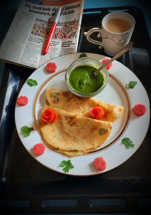 A picture of Moong Dal Chilla.
