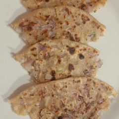 Onion Parantha A picture of Onion Parantha.