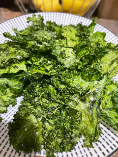 Foto resep Kale crispy 🥬 (kerupuk hijau)
