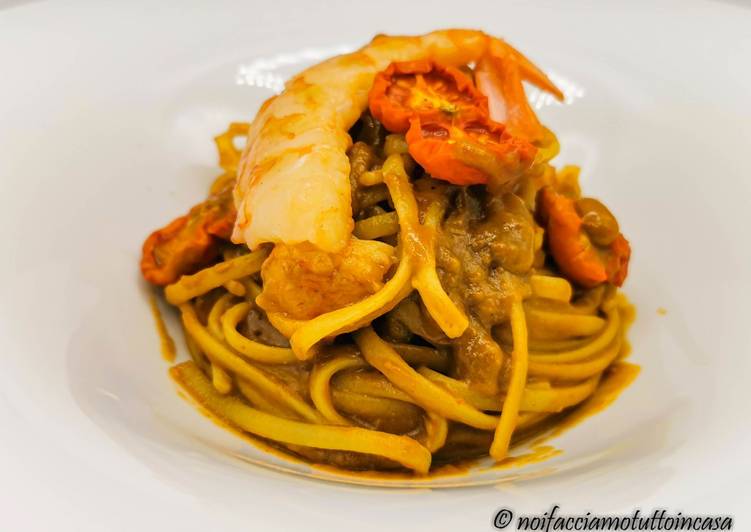 Steps to Prepare Ultimate Linguine Senza Glutine con Gamberoni, Bisque e Pomodorini Confit