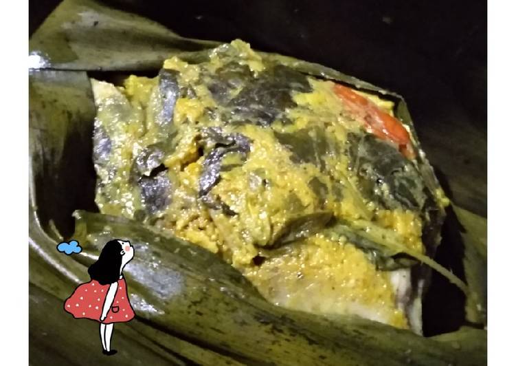 Rahasia Memasak Pepes Ayam Bumbu Kuning Yang Nikmat