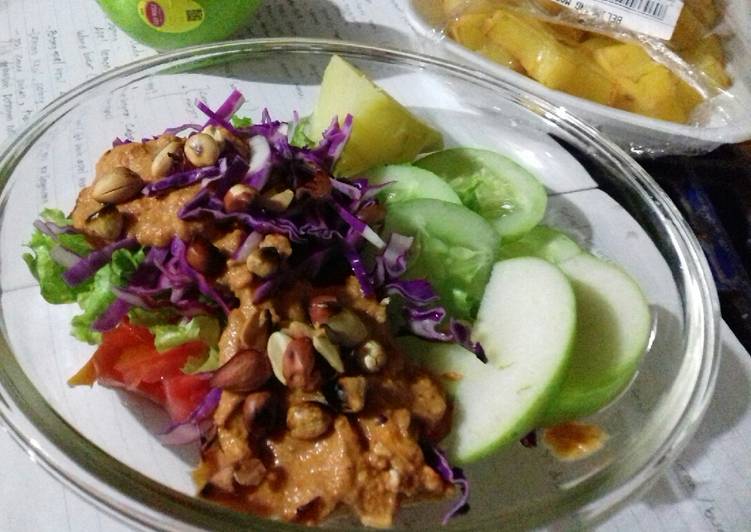 Langkah Mudah Menyiapkan Salad Dressing for Diet Menu a la Dewi Hughes 😊 Sempurna
