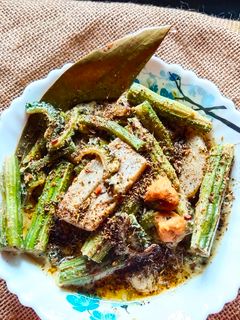 দুধ শুক্তো (Dudh shukto recipe in Bengali) রেসিপির প্রধান ছবি