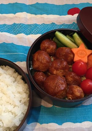 A picture of Meat balls Bento box.
