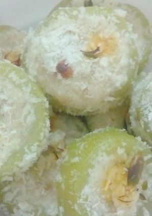 A picture of Lauki rings with burfi.