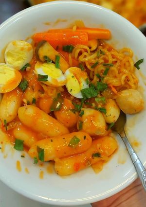 Hình của món Tokbokki.