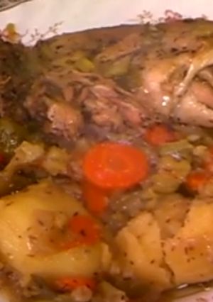 Foto principal de Pollo con guarnición en olla rápida