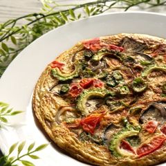 A picture of Garden Omelet Pizza.