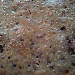 A picture of Qeemay Wala naan.