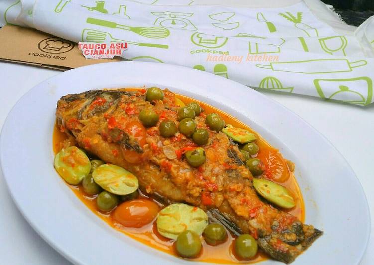 Resep Ikan Mas Masak Tauco Pedas, Sempurna