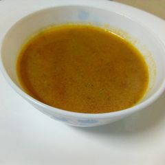 A picture of Turmeric tomato soup.