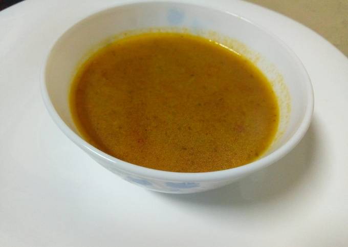 Turmeric tomato soup