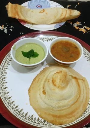 મિક્સ દાળ ના ઢોસા (Mix Dal Dosa Recipe In Gujarati) રેસીપી મુખ્ય ફોટો