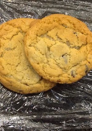 A picture of Toll house Chocolate Chip Cookies.