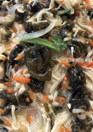 雨來菇燴雙菇 的食譜成品照片