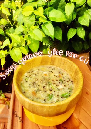 Hình của món Soup quinoa ghẹ rau củ.
