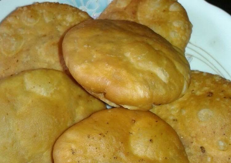 Hara matar ki kachori