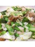 ผัดผักหมูกรอบ
