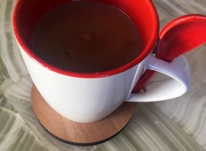 Una foto de Chocolate caliente con cardamomo