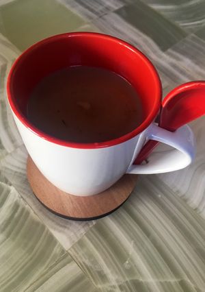 Una foto de Chocolate caliente con cardamomo