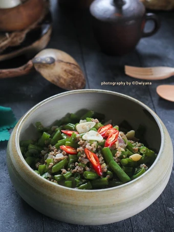 Cara Sederhana Menyiapkan Resep  Tumis Buncis Daging Cincang yang Menggugah Selera, Sempurna