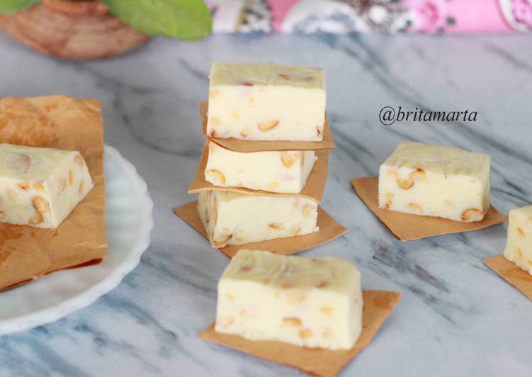 Chocolate Peanut Fudge #pekaninspirasi
