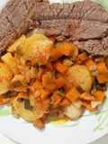 Roast beef con verduras y papas españolas