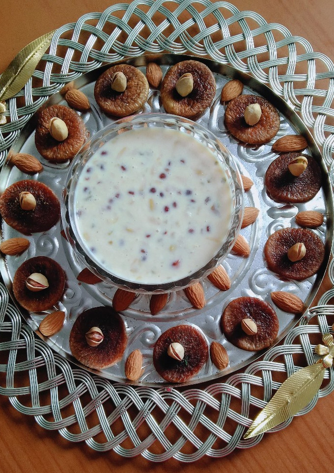 ડ્રાયફ્રુટ બાસુંદી (Dryfruit Basundi Recipe In Gujarati) રેસીપી મુખ્ય ફોટો