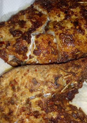 A picture of Fried fish.